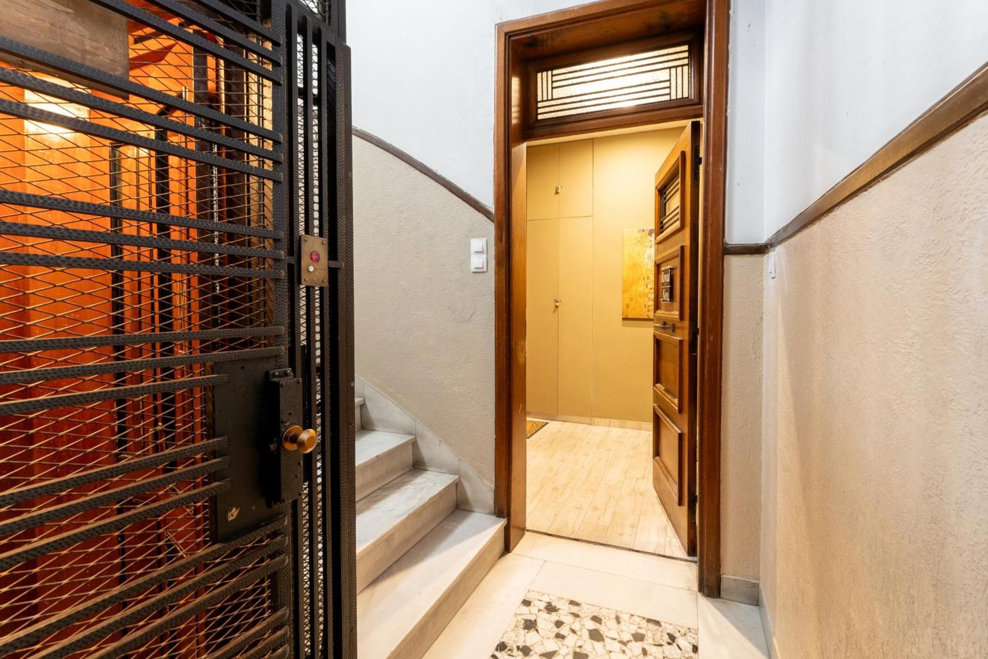 Neo Luxury Suite Athens Exterior photo